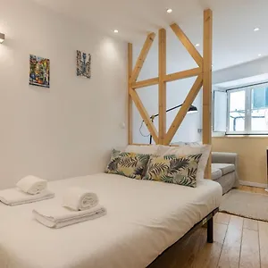 alfamas-heart-studio-by-lovelystay.hotels-lisbon-portugal.com/